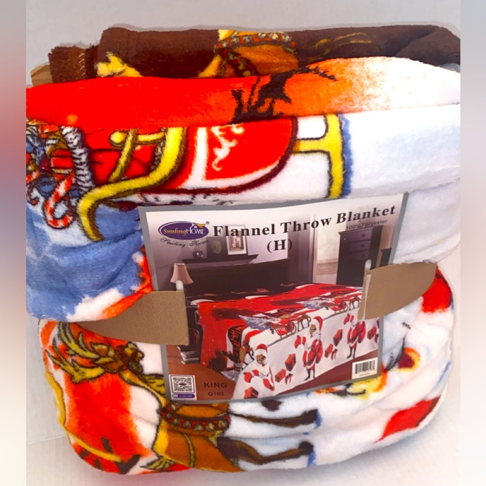 QUEEN SUPER SOFT & Beautiful- Red and White Santa Throw Queen size Holiday 🧑‍🎄